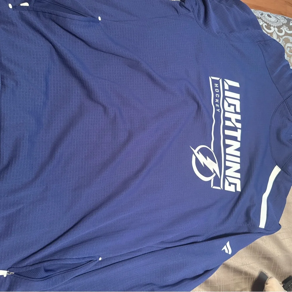 Fanatics Navy Lightning Hockey Sweatshirt - Picture 1 of 1
